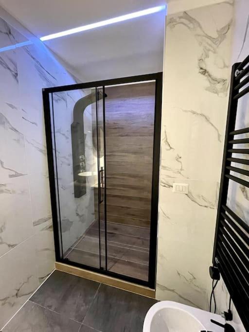 Ferienwohnung Guest Planet - Stylish Flat Bisceglie M1 Mailand Exterior foto